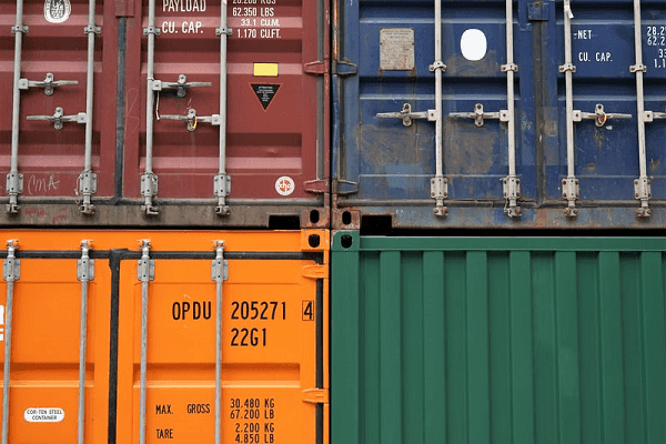 Linux Containers vs Docker - What is the Difference and Why Docker is Better